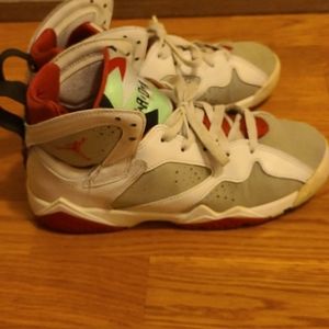 Have 2 air of the same shoe.. running out of space